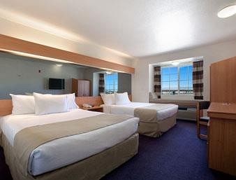 Hotel Microtel Inn & Suites