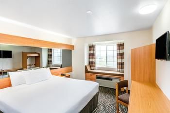 Hotel Microtel Inn & Suites