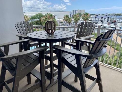 Apartamento Moorings 414 Condo