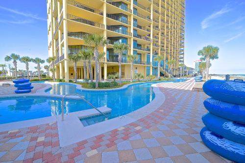 Apartamento Phoenix West II 1103 Condo