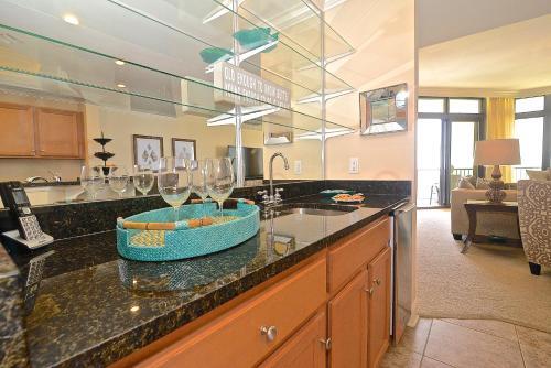 Apartamento Phoenix West II 1103 Condo
