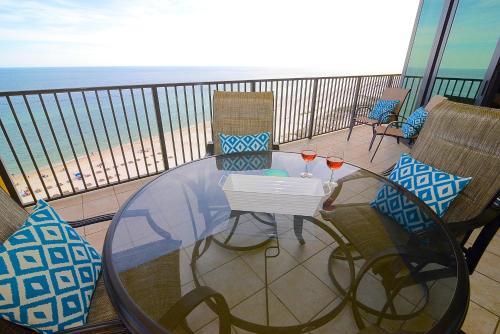 Apartamento Phoenix West II 1103 Condo