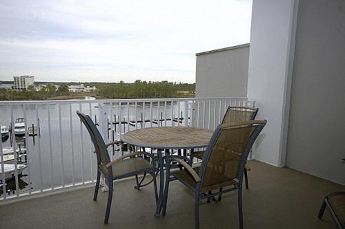 Wharf 411 Apartment