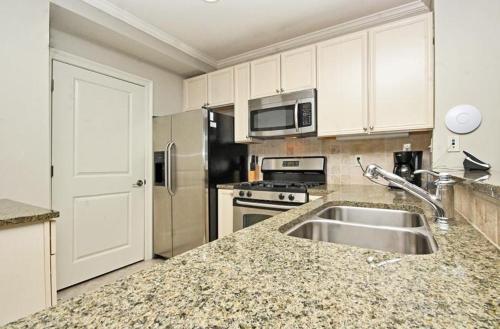 Wharf 411 Apartment