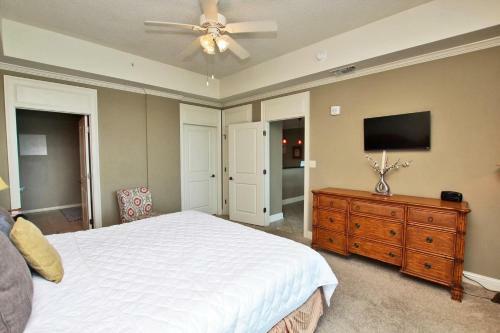 Wharf 412 Apartment