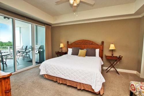 Wharf 412 Apartment