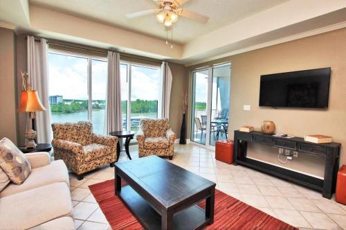 Wharf 412 Apartment