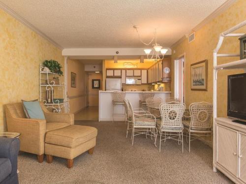 Shoalwater 903 Apartment