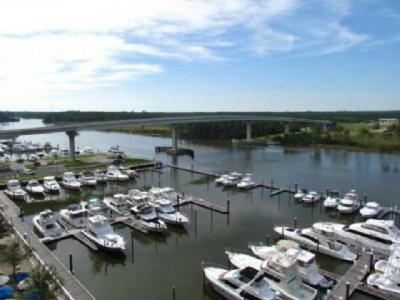 Wharf 812 Apartment