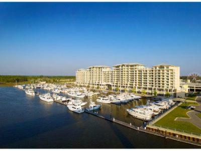 Wharf 812 Apartment