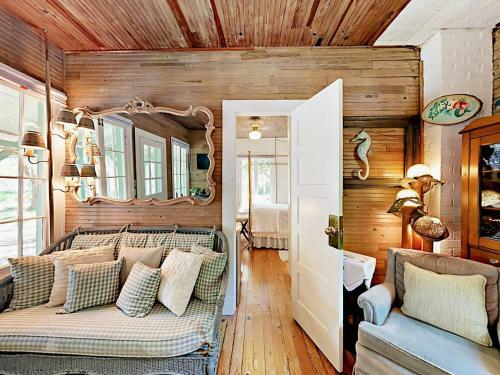 Private Estate Cottages Cottage