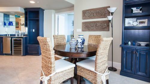 Crb0301 - Imaginative Two-bedroom Apartment