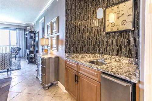 Grand Pointe 605 Home