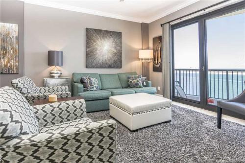 Grand Pointe 605 Home