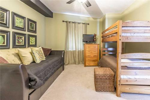 Grand Pointe 605 Home