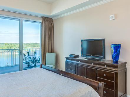 Wharf 504 Apartment