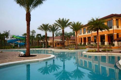 Regal Oaks Resort 2749