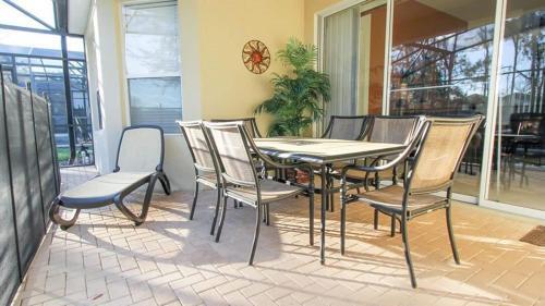 Comrow Hearth 7728
