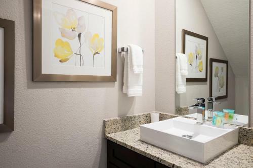 Summerville Resort Four Bedroom Townhome Sv111