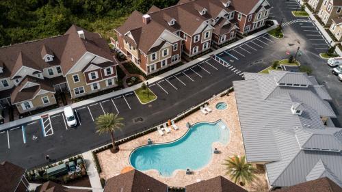 Summerville Resort Four Bedroom Townhome Sv111