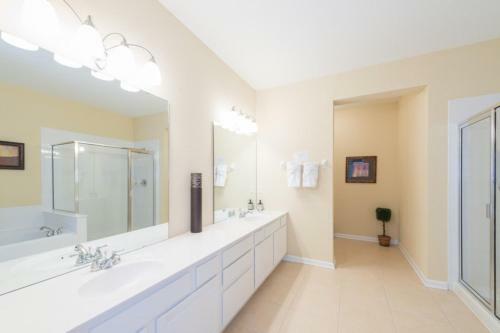 Cayview Ave L 1002-three Bedroom Apartment