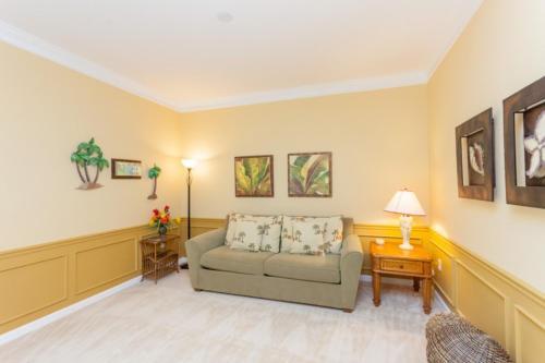 Shoreway Three-bedroom Apartment 226
