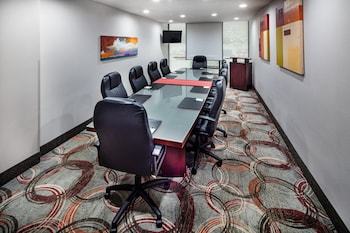 Hotel Holiday Inn North Lake