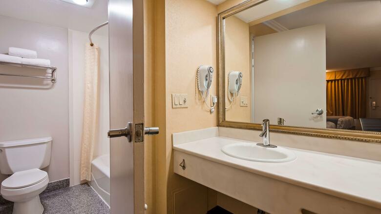 Best Western Airpark Hotel