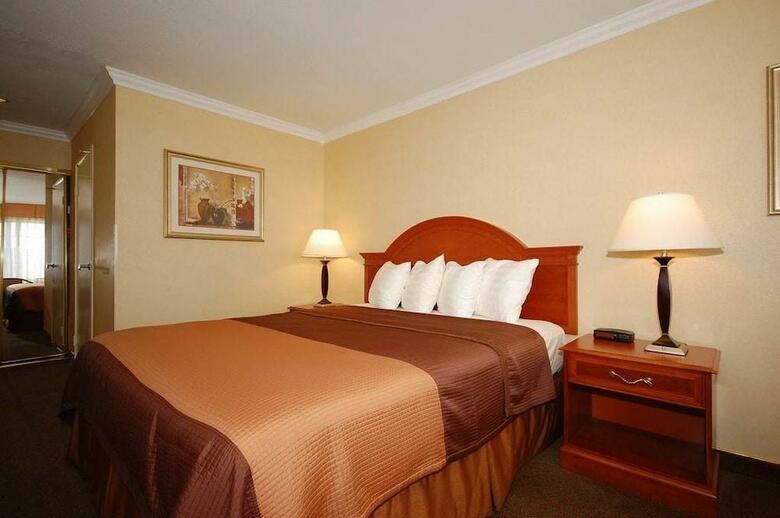 Best Western Airpark Hotel
