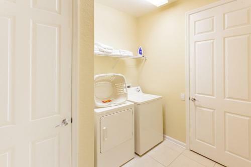 Shoreway Loop L 1005-three Bedroom Apartment