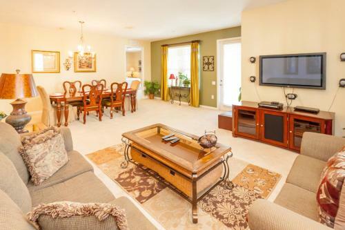 Shoreway Loop L 1005-three Bedroom Apartment