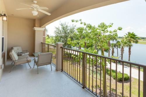 Shoreway Loop L 1005-three Bedroom Apartment