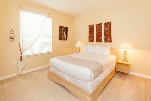 Shoreway Loop L 1005-three Bedroom Apartment