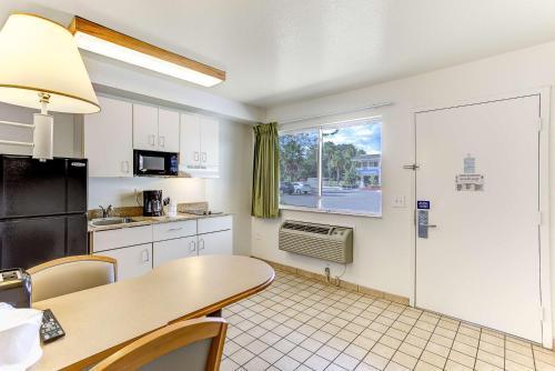 Hotel Studio 6 Orlando - Kissimmee