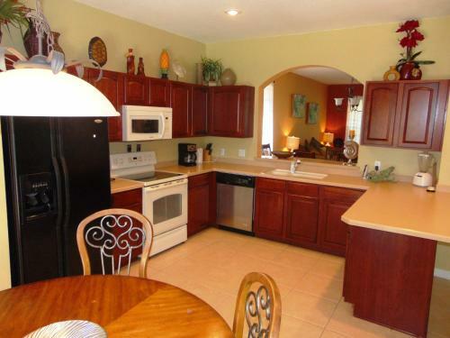 The Windsor Wonderland 6 Br Villa