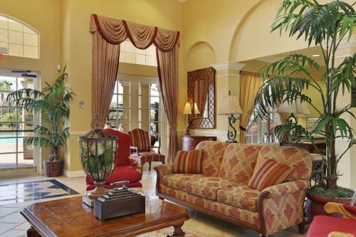 Shoreway Loop L 2003-three Bedroom Apartment