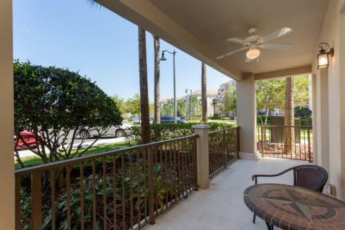 Shoreway Loop L 2003-three Bedroom Apartment