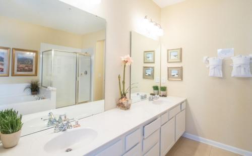 Shoreway Three-bedroom Apartment 225