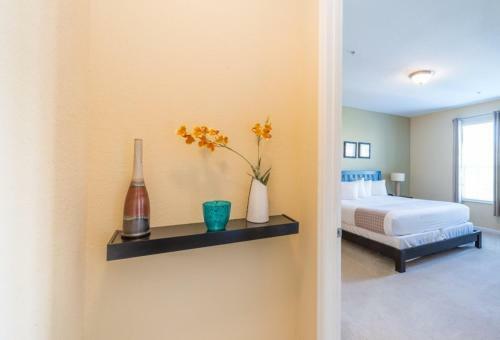Shoreway Loop L 2004-two Bedroom Apartment
