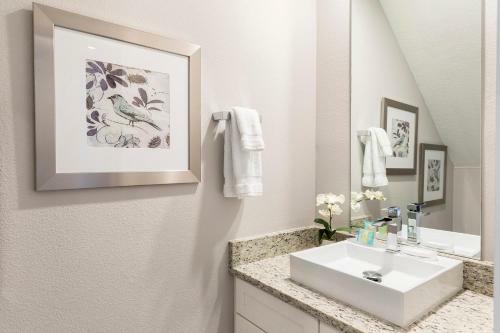 Summerville Resort Four Bedroom Townhome Sv110