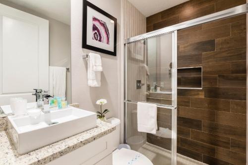 Summerville Resort Four Bedroom Townhome Sv110