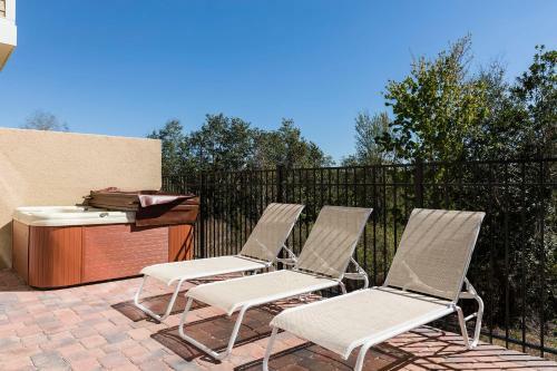 Summerville Resort Five Bedroom Townhome Sv107