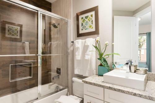 Summerville Resort Five Bedroom Townhome Sv107