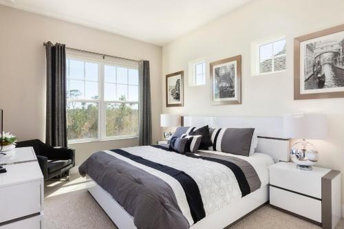 Summerville Resort Five Bedroom Townhome Sv107