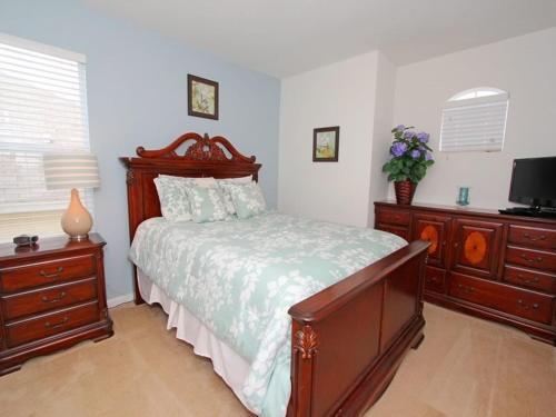 Dinville Retreat 2653