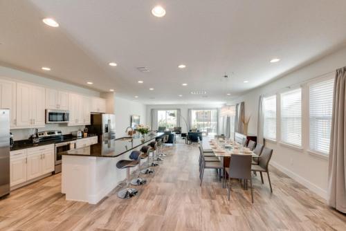 Wilmington Villa 7641