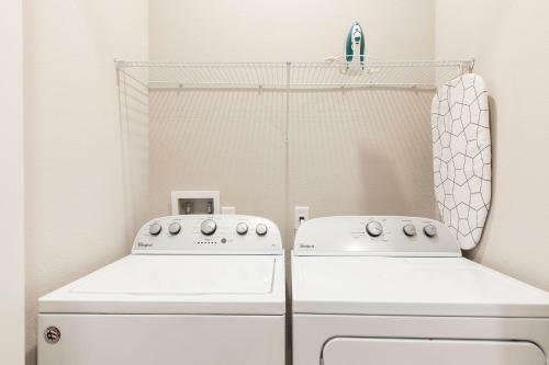 Summerville Resort Three Bedroom Townhome Sv108