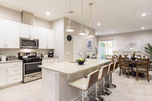 Summerville Resort Three Bedroom Townhome Sv108