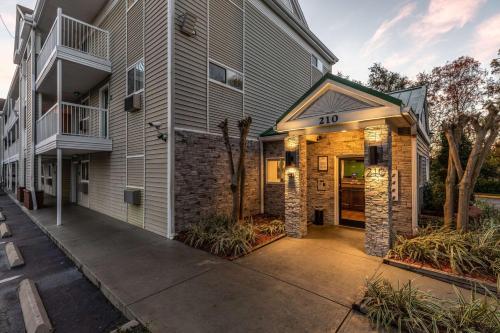 Hotel Hometowne Studios Orlando - Casselberry