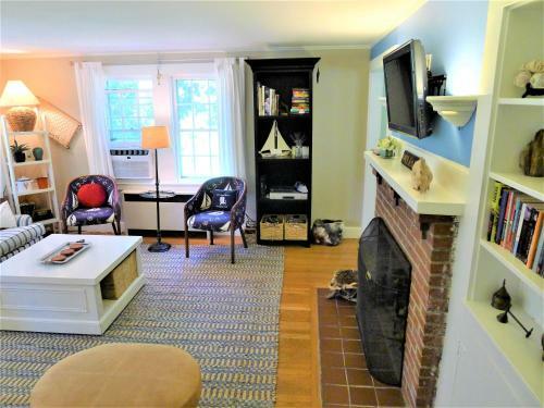 64 Rock Harbor - 3 Bedroom